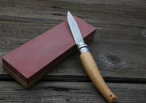 How to Sharpen a Pocket Knife with a Stone